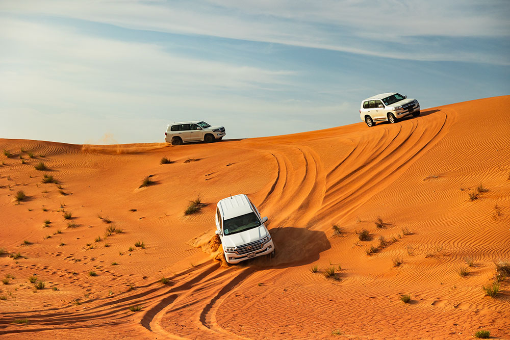 Four wheeling in the desert experience (2Exceed)