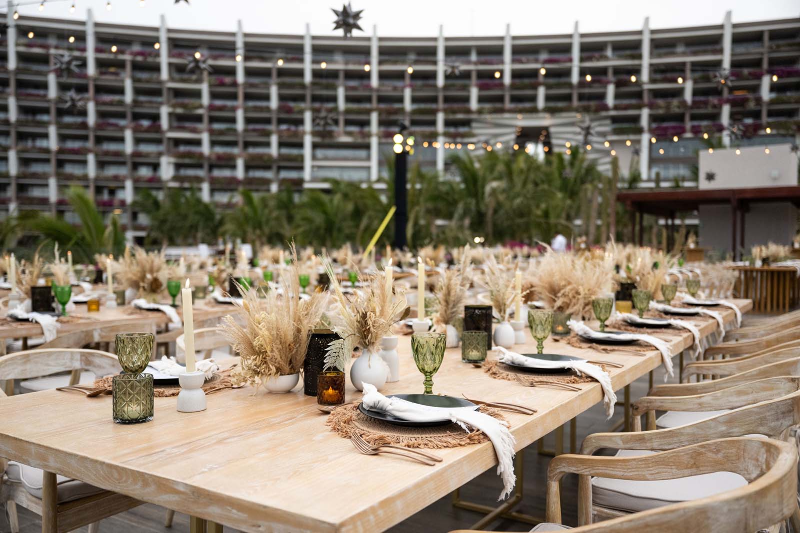 Four wheeling in the desert experience (2Exceed)